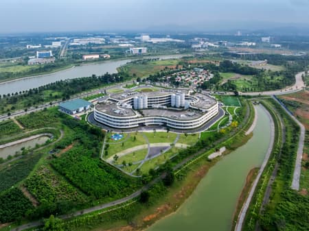 Infinity Village 